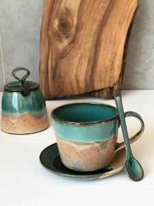 Duża filiżanka ze spodkiem ok. 350 ml - kubek ceramiczny - Rajska Plaża