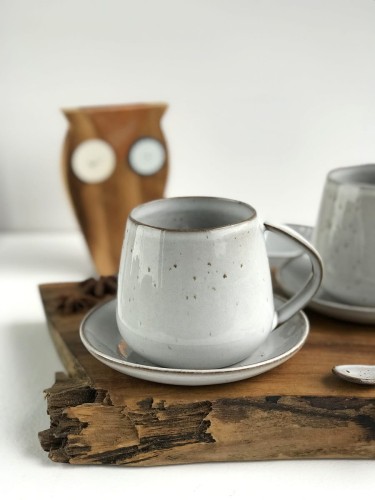 Kubek ceramiczny w stylu boho