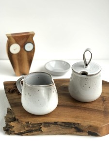 Mlecznik ceramiczny ręcznie robiony w stylu boho - Cappuccino