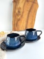 zestaw granatowych filiżanek dla dwojga