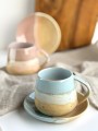 kubek / filiżanka ze spodkiem dwukolorowa niebiesko-beżowa
